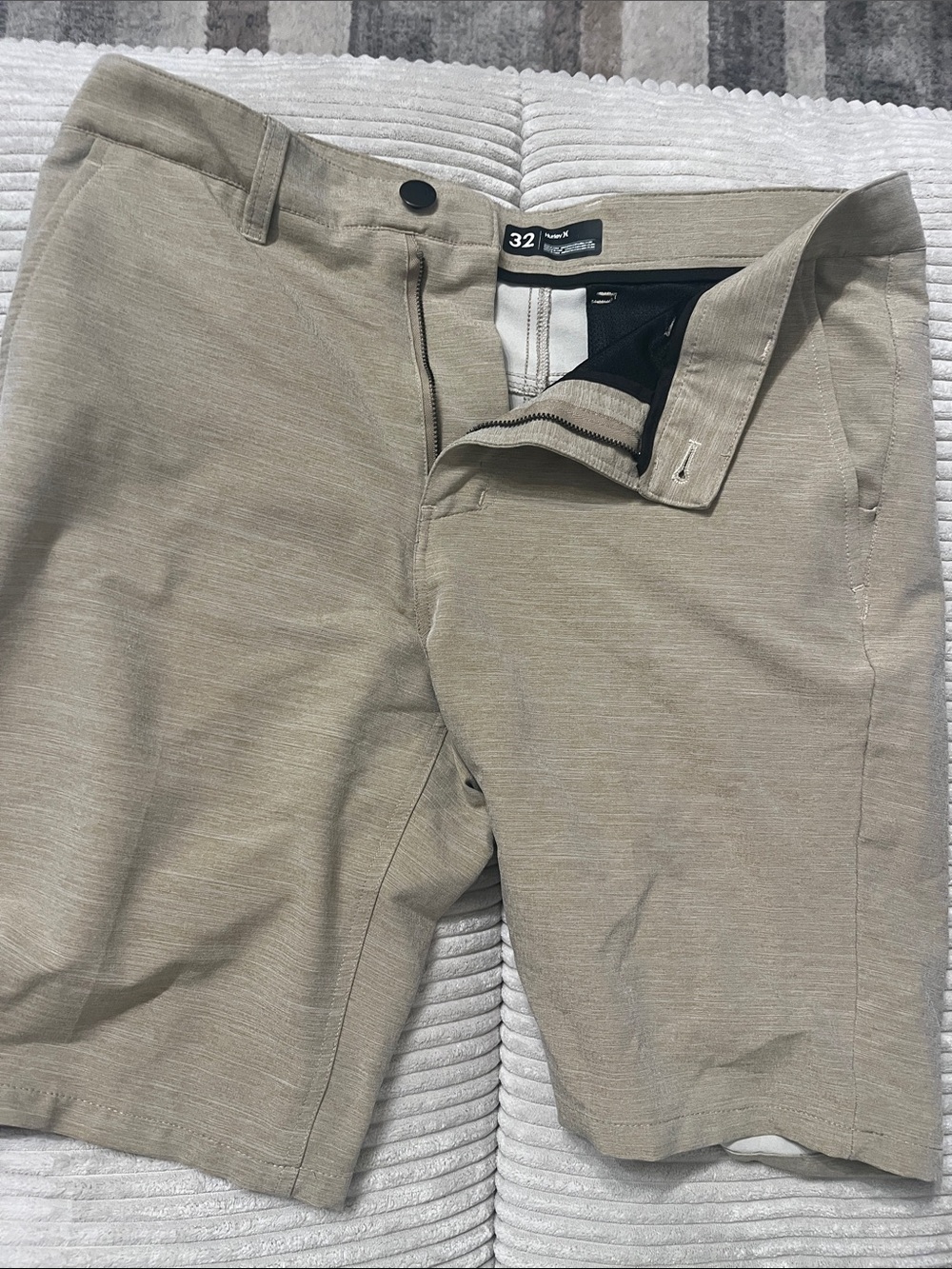 Hurley Men's Khaki Stretch Chino Shorts - Light Tan